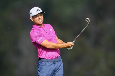 Cựu vô địch Olympic Xander Schaufflele về nhì tại giải golf Rocket Classic