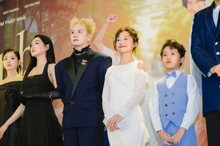 "Hoàng tử châu Á" cao gần 2m đến Việt Nam, sánh đôi Hoàng Hà gây chú ý - 6