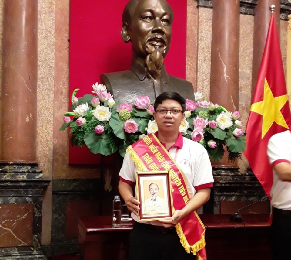 Chuyện về thầy giáo trường y, 11 năm 22 lần hiến máu - 3 Chuyện về thầy giáo trường y, 11 năm 22 lần hiến máu - 3