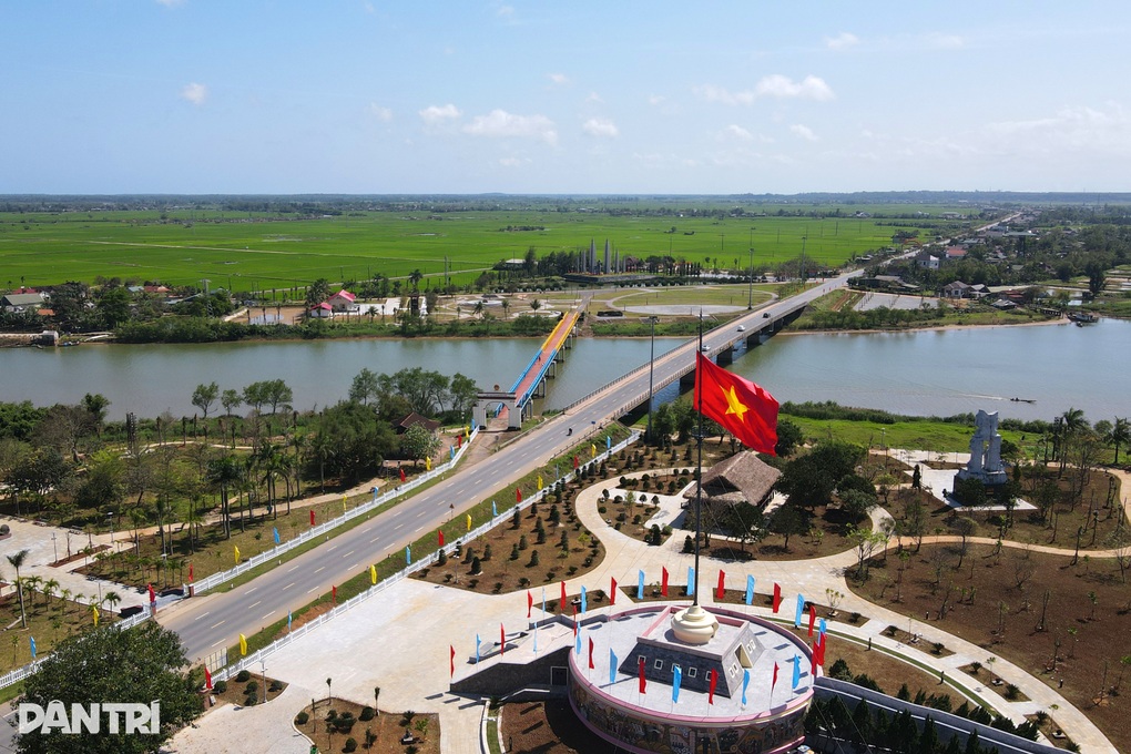 Xây Bảo tàng Ký ức chiến tranh và khát vọng hòa bình bên bờ Hiền Lương - 1