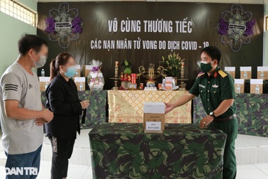 Tối 19/11, các chùa đồng loạt đổ chuông tưởng nhớ người mất vì Covid-19