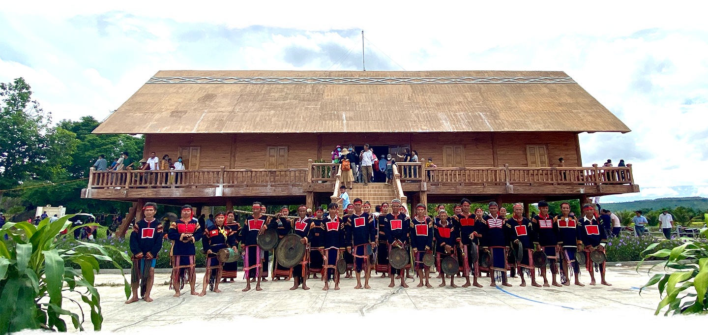 Ly kỳ 14 đời vua Lửa với gươm thần hô mưa, gọi gió trên cao nguyên - 15