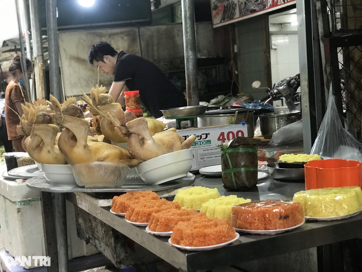 Tết Đoan Ngọ: Rượu nếp, vải, mận cháy hàng sớm, tiểu thương bán mỏi tay - 8 Tết Đoan Ngọ: Rượu nếp, vải, mận cháy hàng sớm, tiểu thương bán mỏi tay - 8
