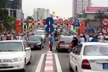 Hà Nội: Thông cầu vượt lắp ghép, đường vẫn ùn tắc