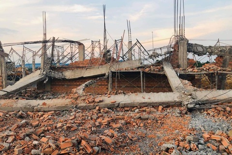 Thủ tướng yêu cầu khẩn trương điều tra vụ sập tường khiến 10 người chết