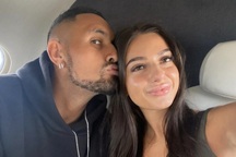 Người đẹp quyến rũ "trói chặt" trái tim tay vợt Nick Kyrgios