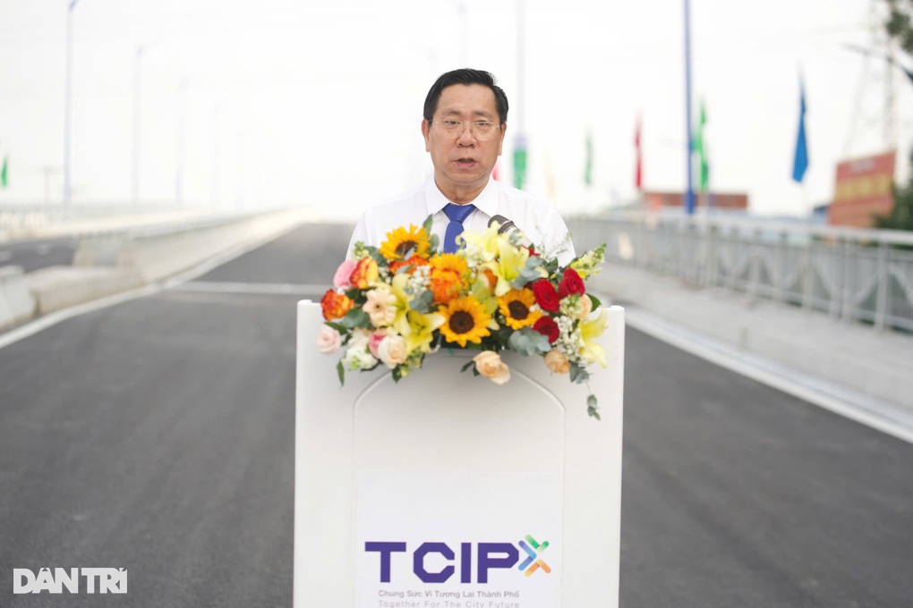 Thông xe cầu Năm Lý, xóa nút thắt cửa ngõ phía Đông TPHCM - 1 Thông xe cầu Năm Lý, xóa nút thắt cửa ngõ phía Đông TPHCM - 1