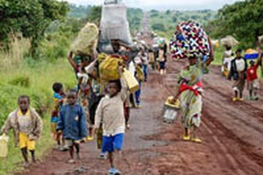 Hàng chục nghìn người tháo chạy khỏi Congo