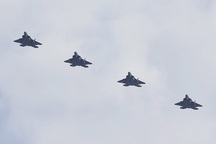 Máy bay chiến đấu tàng hình Mỹ dàn hàng trên bán đảo Triều Tiên