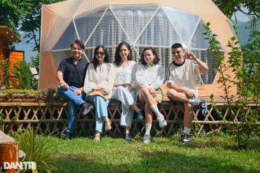 Hà Nội oi bức, khách lái xe 140km về Mai Châu cắm trại, trốn nóng