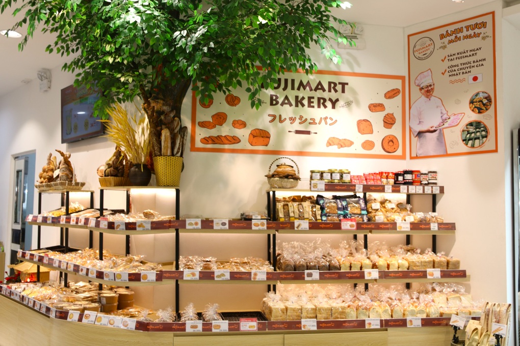 Khai trương siêu thị FujiMart tại tòa nhà Hateco Laroma, Huỳnh Thúc Kháng, Hà Nội - 5 Khai trương siêu thị FujiMart tại tòa nhà Hateco Laroma, Huỳnh Thúc Kháng, Hà Nội - 5