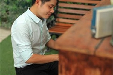 Nhạc sĩ Nguyễn Văn Chung lại có thêm một ca khúc gây sốt Tết 2017