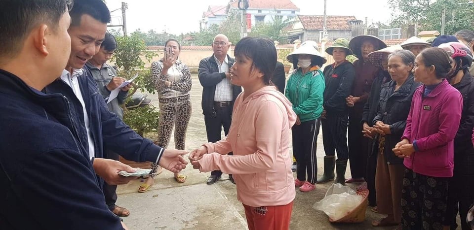 Cộng đồng người Việt ở Nga gửi hàng tỷ đồng ủng hộ đồng bào miền Trung - 2 Cộng đồng người Việt ở Nga gửi hàng tỷ đồng ủng hộ đồng bào miền Trung - 2