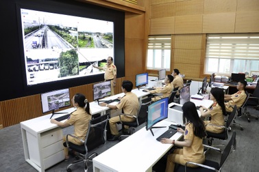 Loạt trang thiết bị hiện đại hỗ trợ đảm bảo trật tự an toàn giao thông