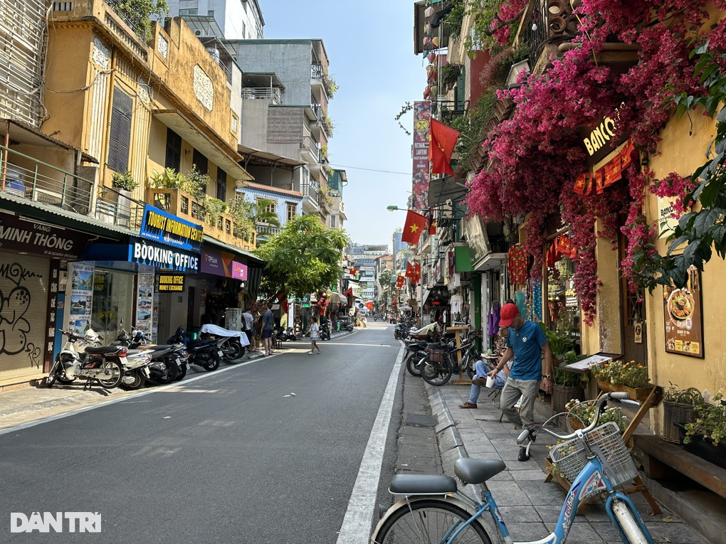 Nhà đất quận Hoàn Kiếm có giá từ vài trăm triệu đồng đến hơn một tỷ đồng/m2 - 2 Nhà đất quận Hoàn Kiếm có giá từ vài trăm triệu đồng đến hơn một tỷ đồng/m2 - 2
