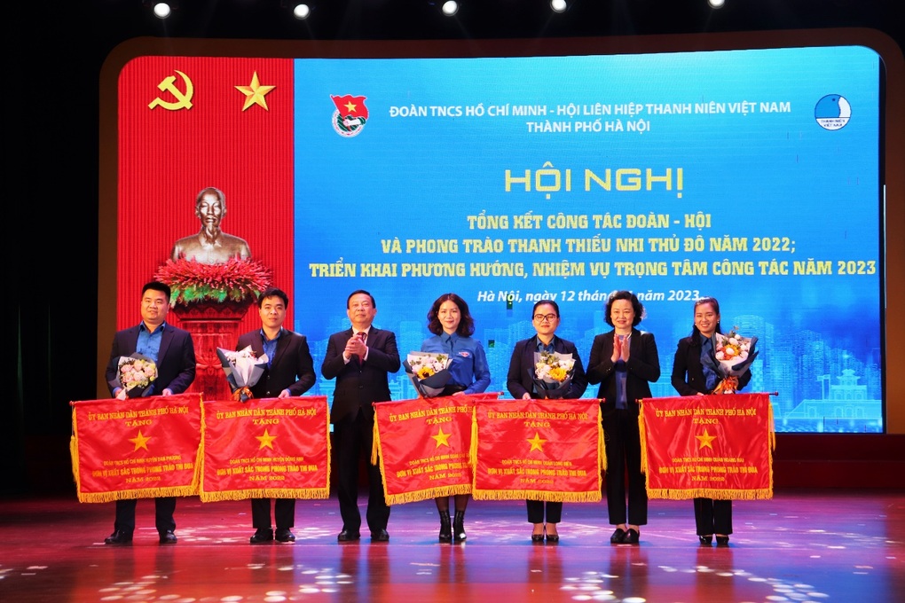 Hà Nội dẫn đầu công tác Đoàn và phong trào thanh thiếu nhi cả nước - 3 Hà Nội dẫn đầu công tác Đoàn và phong trào thanh thiếu nhi cả nước - 3