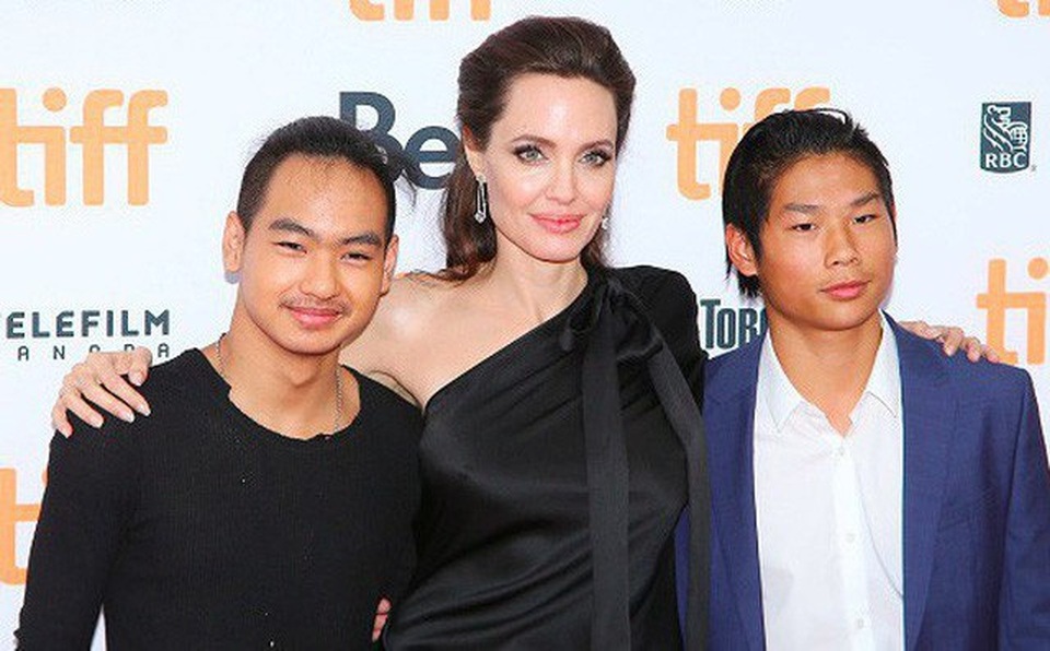 Vietnamese-born boy Pax Thien was adopted by Mr. and Mrs. Smith after 14 years - 10