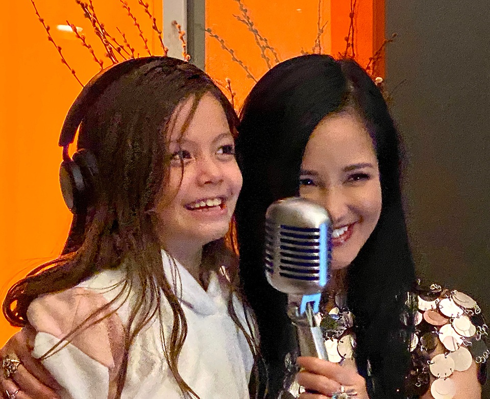 Ca sĩ Hồng Nhung chia sẻ cuộc sống thời gian kẹt tại Mỹ vì dịch Covid-19 - 5