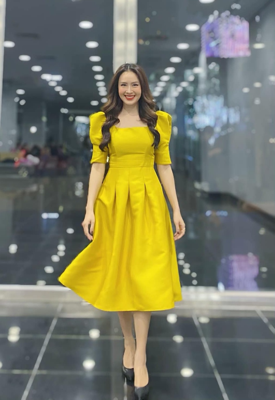 NSND Hoàng Dũng, Lan Hương lần đầu trổ tài ca hát cùng dàn diễn viên đình đám - 17 NSND Hoàng Dũng, Lan Hương lần đầu trổ tài ca hát cùng dàn diễn viên đình đám - 17