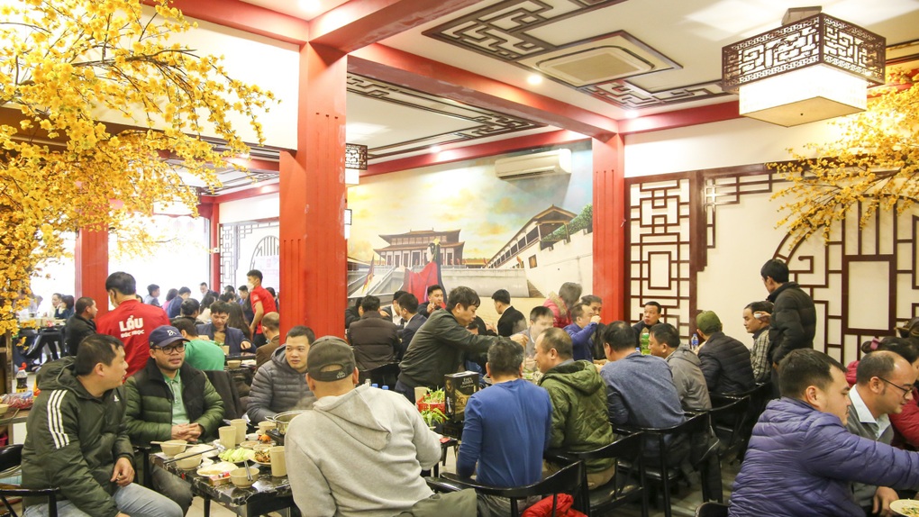 Lẩu Đức Trọc mở cửa phục vụ thực khách Hà Nội xuyên Tết - 5 Lẩu Đức Trọc mở cửa phục vụ thực khách Hà Nội xuyên Tết - 5