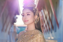 Hoa hậu Điện ảnh TPHCM 2016 khoe nhan sắc rạng rỡ khi trở lại sau 9 năm