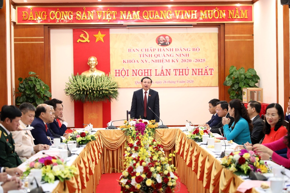 Ông Nguyễn Xuân Ký tiếp tục được bầu làm Bí thư Tỉnh ủy Quảng Ninh - 2 Ông Nguyễn Xuân Ký tiếp tục được bầu làm Bí thư Tỉnh ủy Quảng Ninh - 2