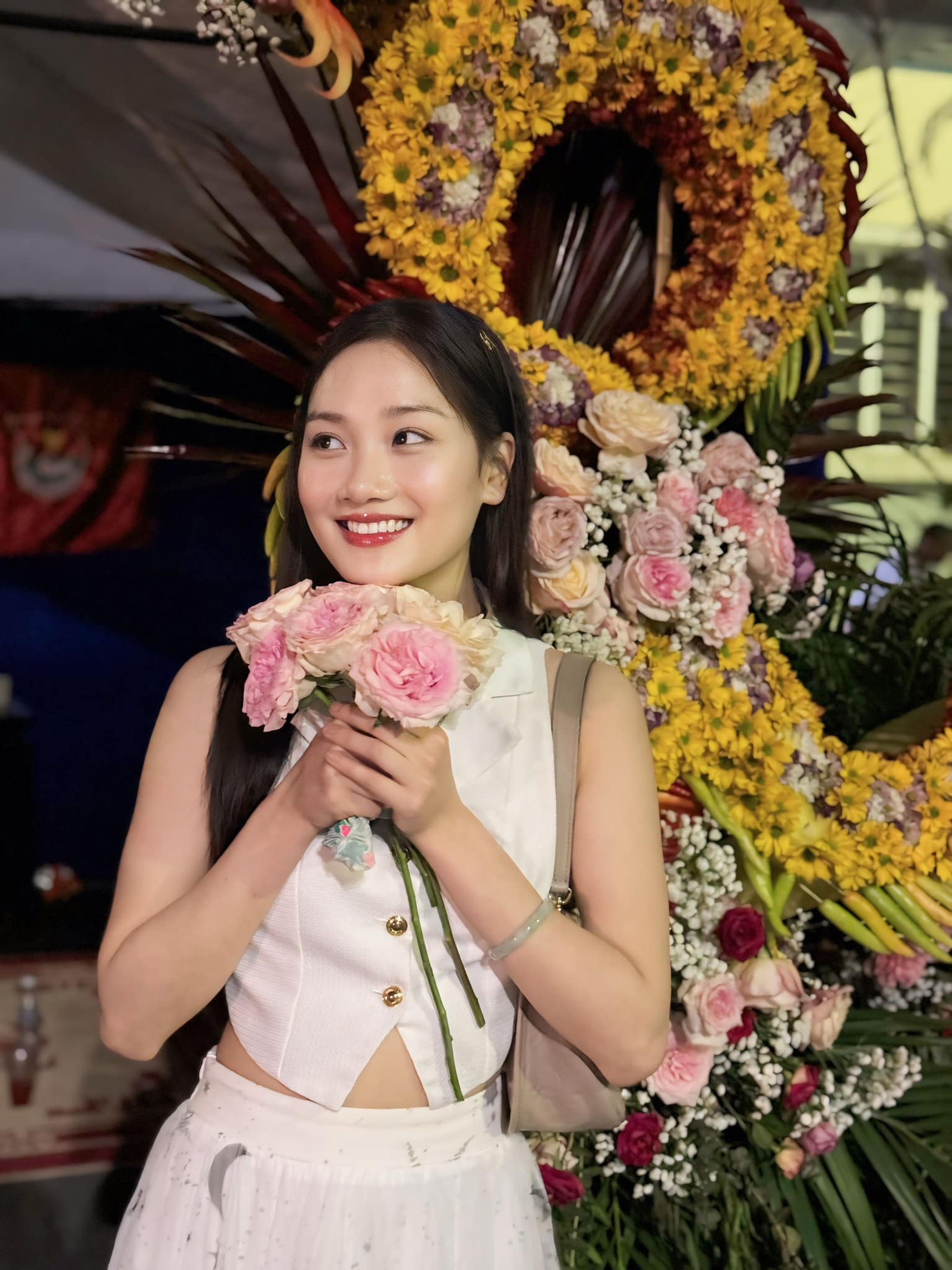 Vóc dáng nóng bỏng top 5 Người đẹp Hình thể tại Hoa hậu Quốc Gia Việt Nam - 8 Vóc dáng nóng bỏng top 5 Người đẹp Hình thể tại Hoa hậu Quốc Gia Việt Nam - 8