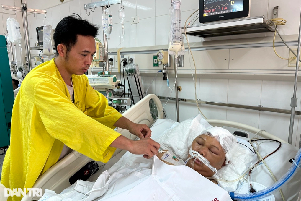 Người con nghèo khó nghẹn ngào mẹ ơi, mẹ đừng chết - 4 Người con nghèo khó nghẹn ngào mẹ ơi, mẹ đừng chết - 4