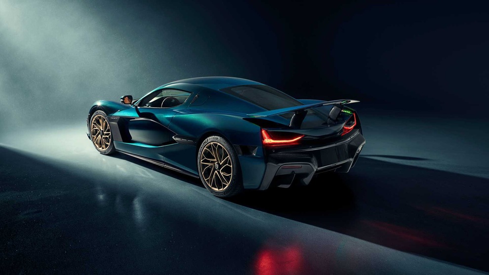 Siêu xe chạy điện Rimac Nevera gây choáng không chỉ bởi giá bán 2 triệu EUR - 9 Siêu xe chạy điện Rimac Nevera gây choáng không chỉ bởi giá bán 2 triệu EUR - 9