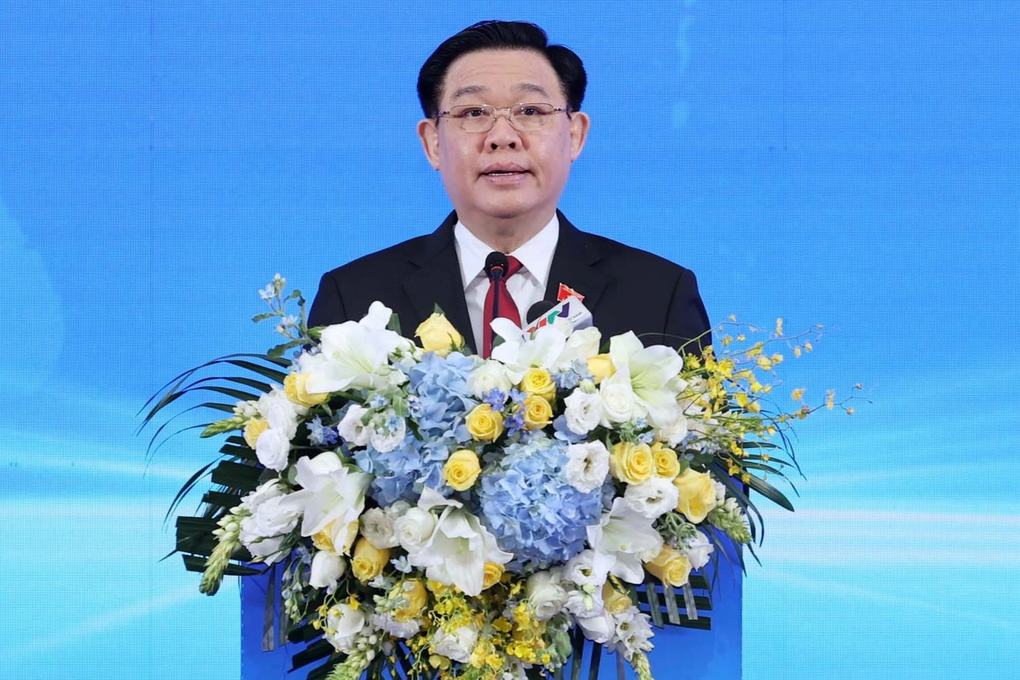 Doanh nghiệp Trung Quốc có ưu thế khi đầu tư cao tốc, đường sắt ở Việt Nam - 2 Doanh nghiệp Trung Quốc có ưu thế khi đầu tư cao tốc, đường sắt ở Việt Nam - 2