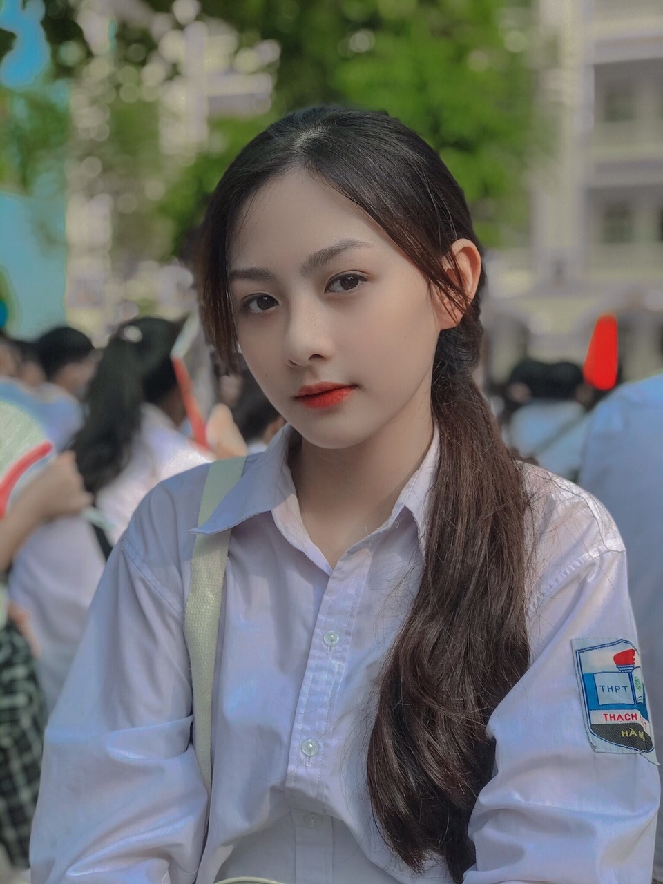 Nữ sinh 10X đẹp trong veo với ảnh đồng phục giản dị - 1 Nữ sinh 10X đẹp trong veo với ảnh đồng phục giản dị - 1
