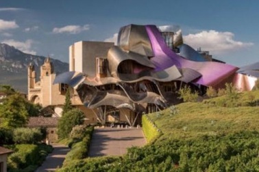 Việt Nam góp mặt trong top 20 khách sạn ấn tượng khiến bạn ngỡ không có thật