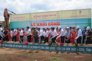 Khởi công xây dựng đường Hồ Chí Minh đoạn Gia Lai- Đăk Lăk