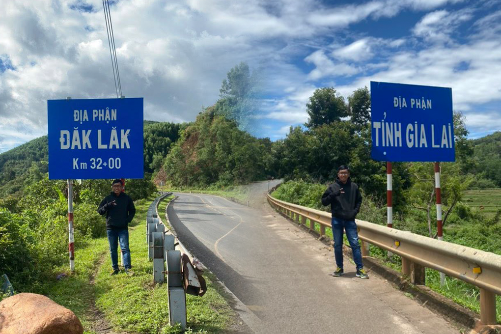 Chàng trai 3 năm xuyên Việt, săn ảnh 63 bảng tên địa phận trước sáp nhập - 1 Chàng trai 3 năm xuyên Việt, săn ảnh 63 bảng tên địa phận trước sáp nhập - 1