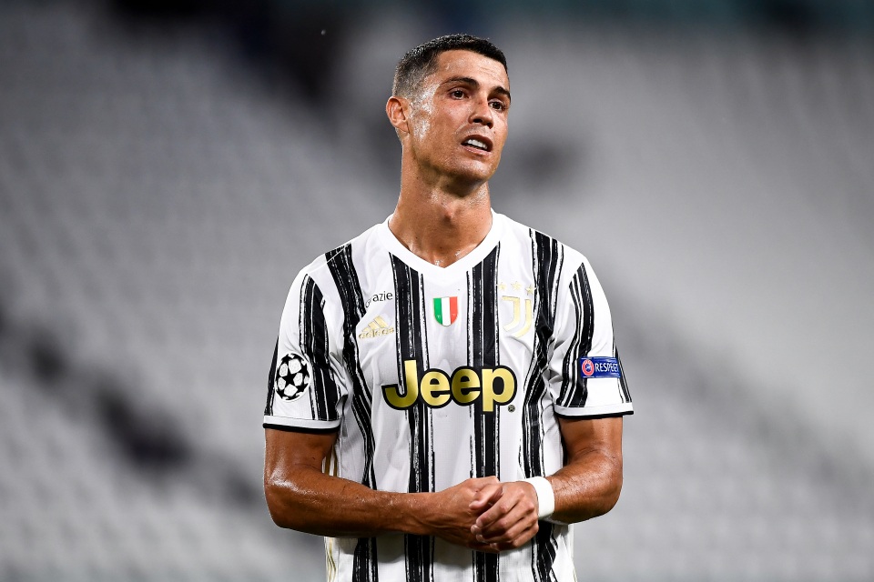 C.Ronaldo nhận lương “khủng”, cao hơn 4 CLB ở Serie A - 1 C.Ronaldo nhận lương “khủng”, cao hơn 4 CLB ở Serie A - 1