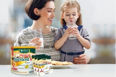 Giúp bố mẹ chọn sữa “chuẩn” sữa cho con