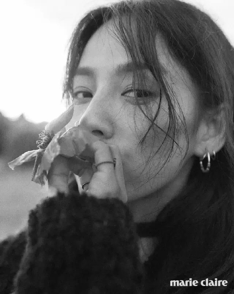 Lee Hyori: Sức hấp dẫn và đặc quyền của “tượng đài gợi cảm showbiz Hàn” - 32 Lee Hyori: Sức hấp dẫn và đặc quyền của “tượng đài gợi cảm showbiz Hàn” - 32