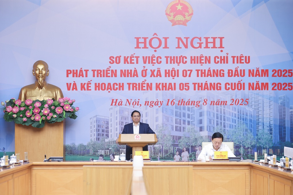 Thủ tướng: “Nhà ở xã hội phải đa dạng phân khúc và hình thức mua, thuê mua” - 1 Thủ tướng: “Nhà ở xã hội phải đa dạng phân khúc và hình thức mua, thuê mua” - 1
