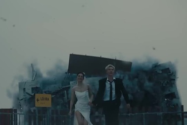 "Dù cho tận thế" - Erik