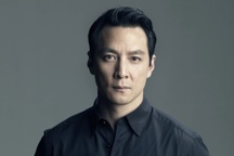 Khóa học tiếng Anh của tài tử Hoa ngữ Ngô Ngạn Tổ gây tranh cãi