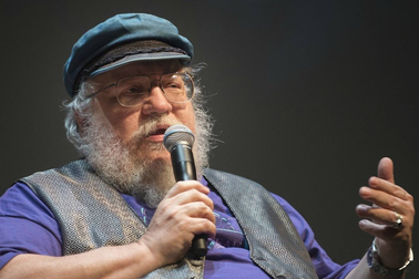 Bị ChatGPT "đe dọa", tác giả tiểu thuyết gốc "Game of Thrones" khởi kiện