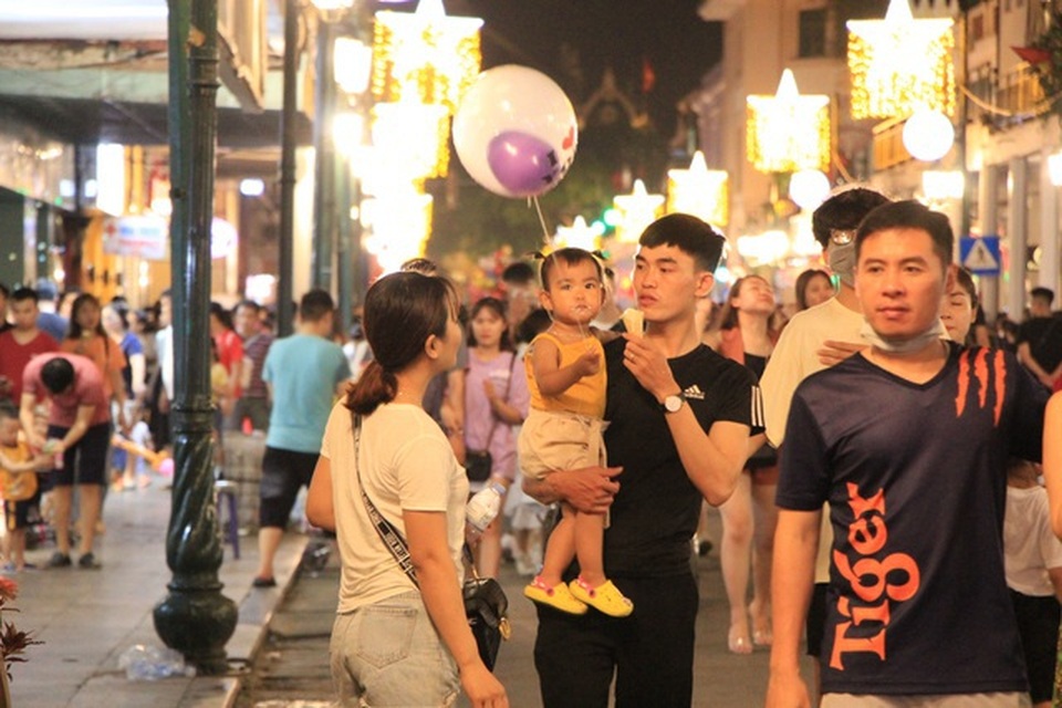 Hà Nội có thêm 8 tuyến phố đi bộ trong phố cổ - 1 Hà Nội có thêm 8 tuyến phố đi bộ trong phố cổ - 1