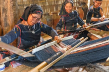 Nhiều dự án hỗ trợ người dân tộc thiểu số bảo tồn di sản văn hóa