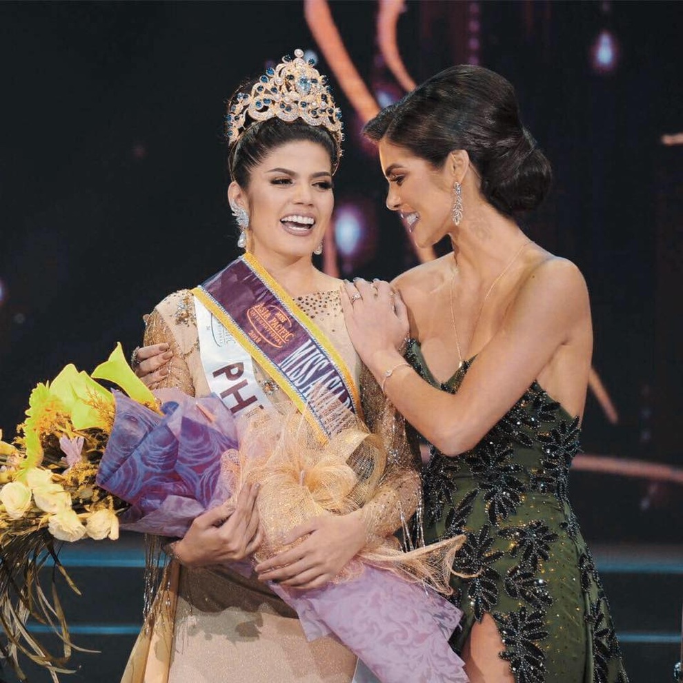 Một năm sau ồn ào làm tiểu tam, Hoa hậu người Philippines làm đám cưới - 5 Một năm sau ồn ào làm tiểu tam, Hoa hậu người Philippines làm đám cưới - 5