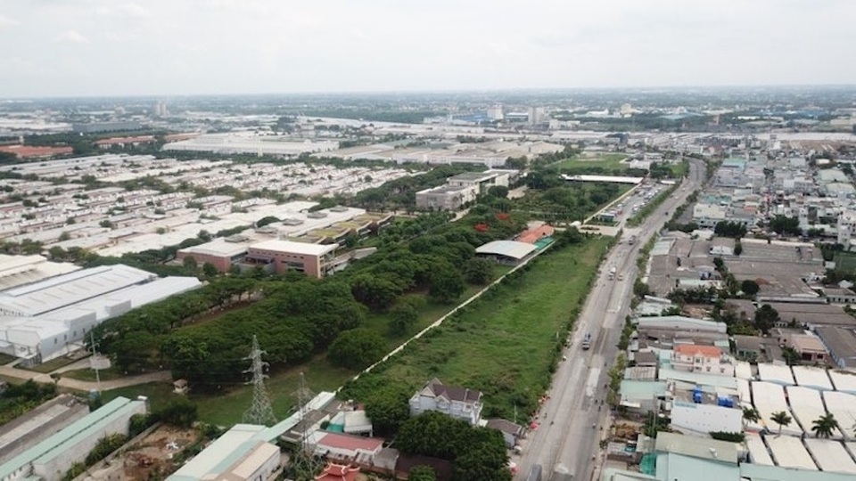 Bất động sản công nghiệp lên giá, bánh ngọt của giới đầu tư - 2 Bất động sản công nghiệp lên giá, bánh ngọt của giới đầu tư - 2