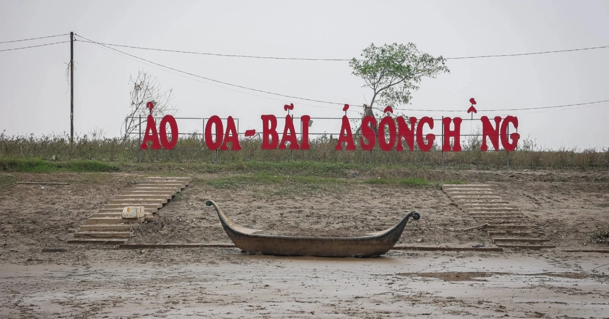 View - Bãi đá sông Hồng hoang tàn sau trận lũ, thiệt hại 10 tỷ đồng | Báo Dân trí