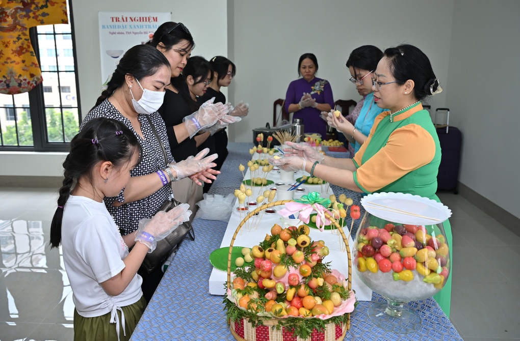Trung tâm Lưu trữ quốc gia II tổ chức không gian “Hương sắc cố đô” - 7 Trung tâm Lưu trữ quốc gia II tổ chức không gian “Hương sắc cố đô” - 7