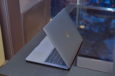 Macbook Pro 2016 không còn có âm thanh khi khởi động