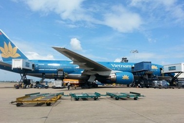 Khách rời sân bay phải tự túc phương tiện, bị thu phí cách ly