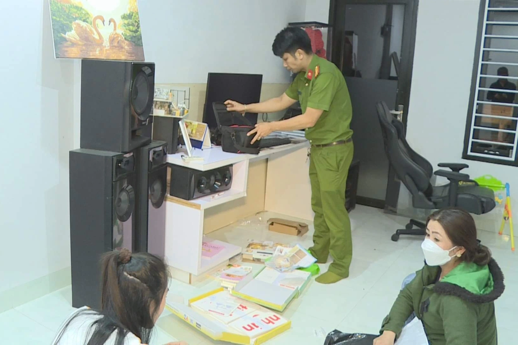 Hai nữ quái cầm đầu đường dây số đề trên 250 tỷ đồng - 2 Hai nữ quái cầm đầu đường dây số đề trên 250 tỷ đồng - 2